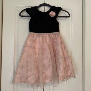 Girl’s Jona Michelle Holiday Dress Size 6